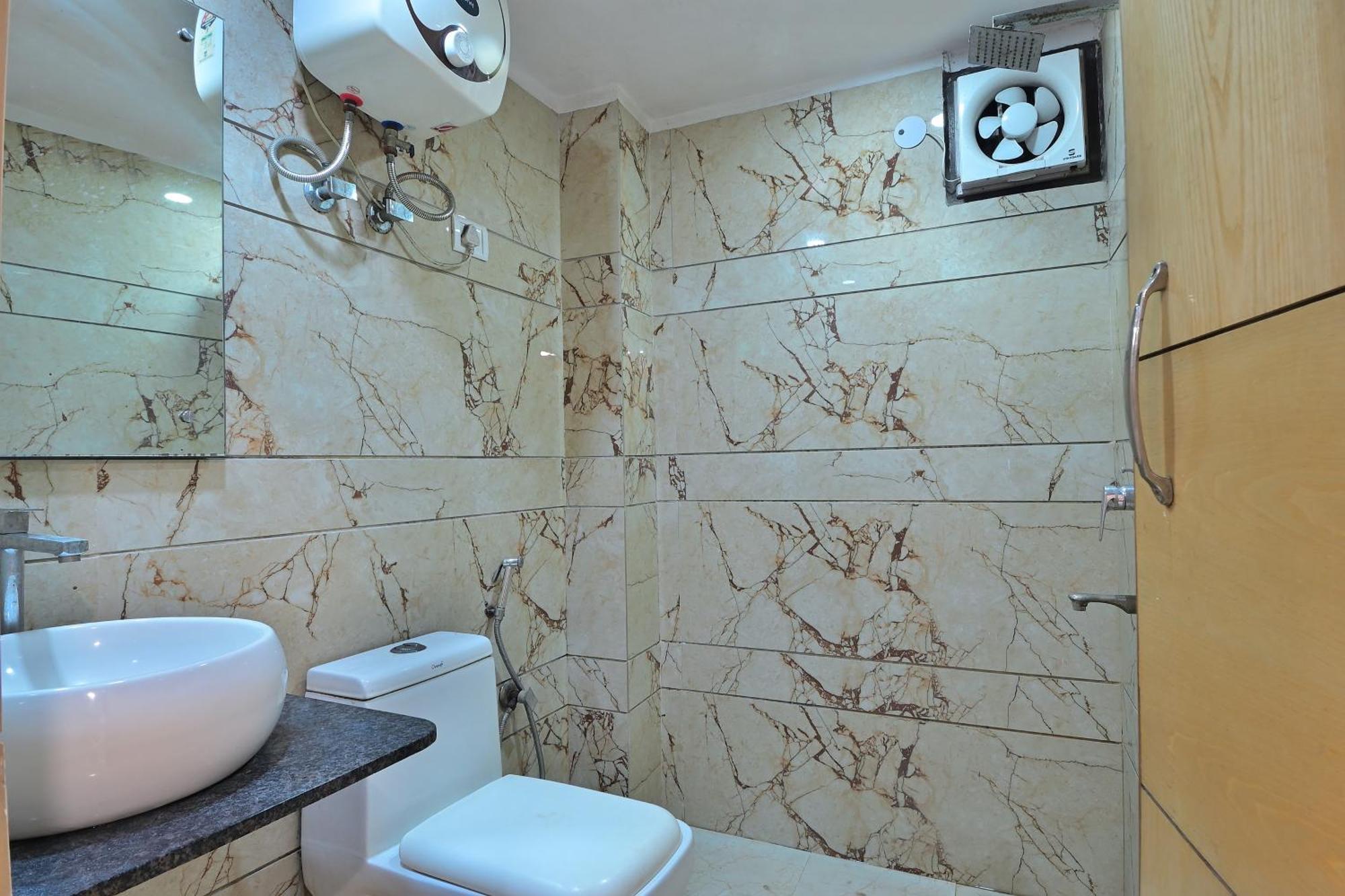 Hotel Glow Inn Paharganj-3 Mins Walk From New Delhi Railway Station Екстериор снимка