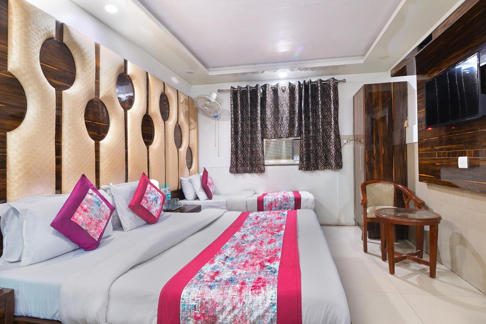 Hotel Glow Inn Paharganj-3 Mins Walk From New Delhi Railway Station Екстериор снимка