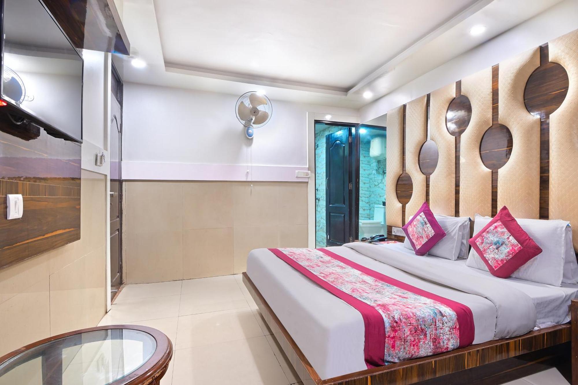 Hotel Glow Inn Paharganj-3 Mins Walk From New Delhi Railway Station Екстериор снимка