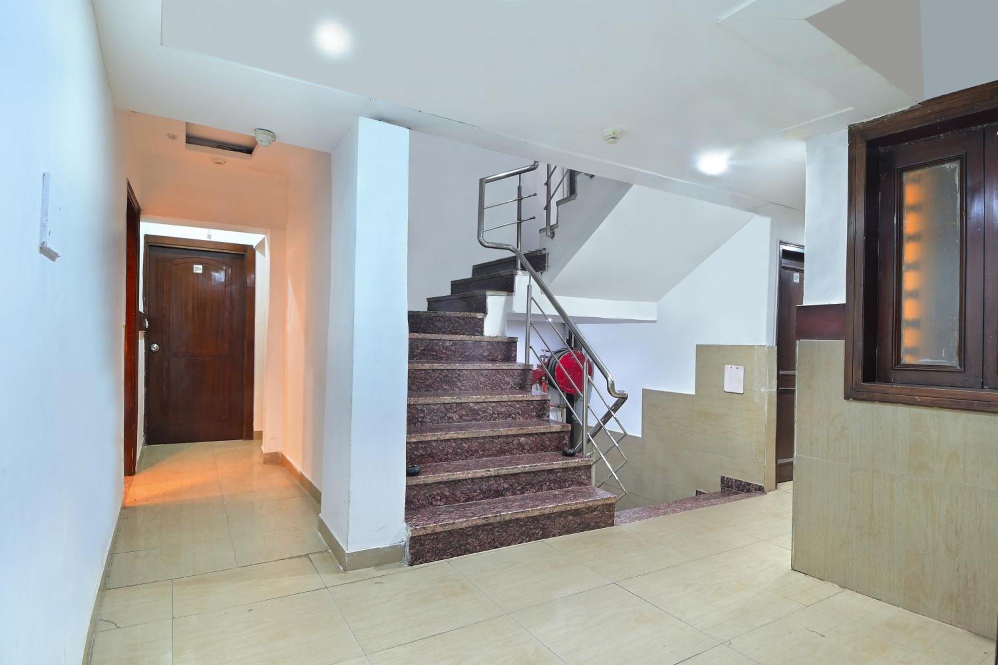 Hotel Glow Inn Paharganj-3 Mins Walk From New Delhi Railway Station Екстериор снимка