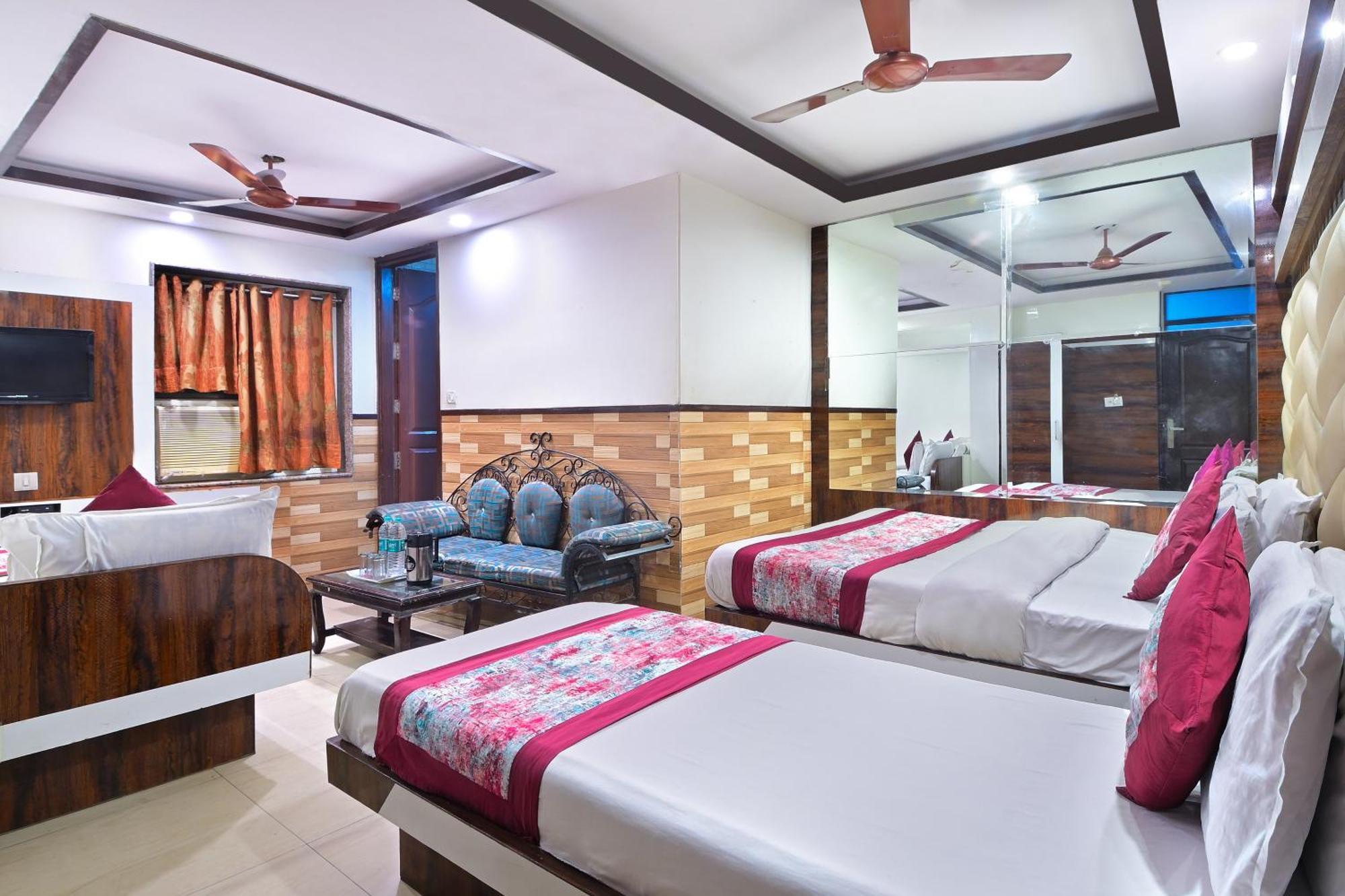 Hotel Glow Inn Paharganj-3 Mins Walk From New Delhi Railway Station Екстериор снимка